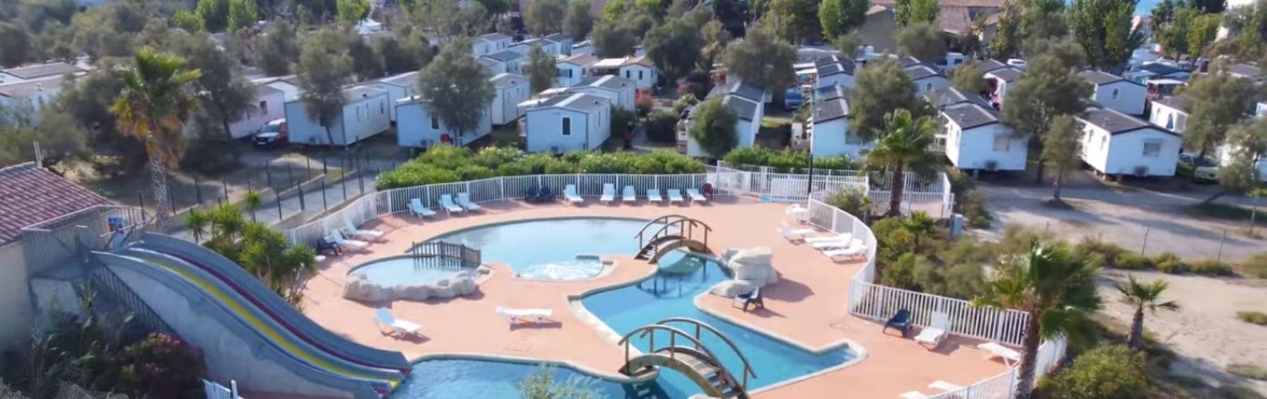 Le Domaine de Saint Maurice vu du ciel, avec sa piscine lagon