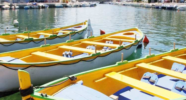 Barques au port de Sète